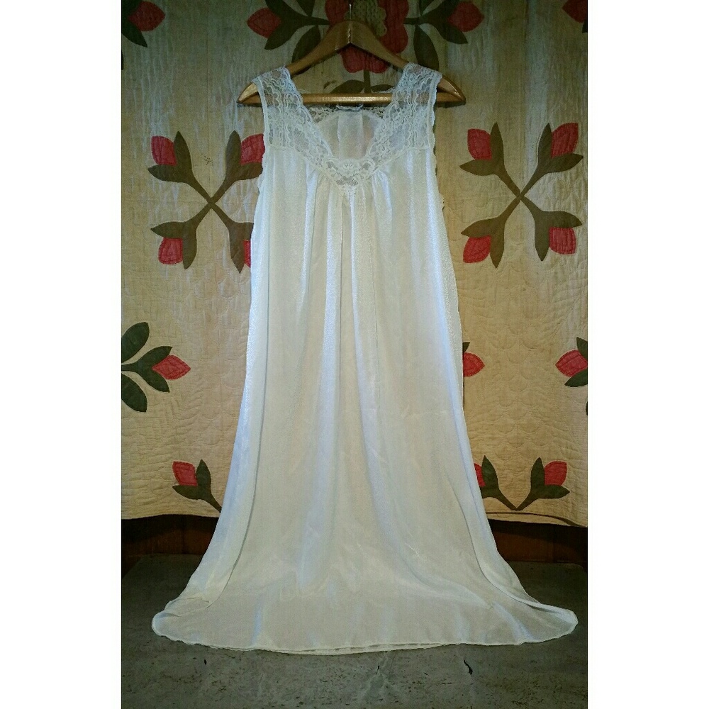 SOLD Vintage Christian Dior LINGERIE nightgown L